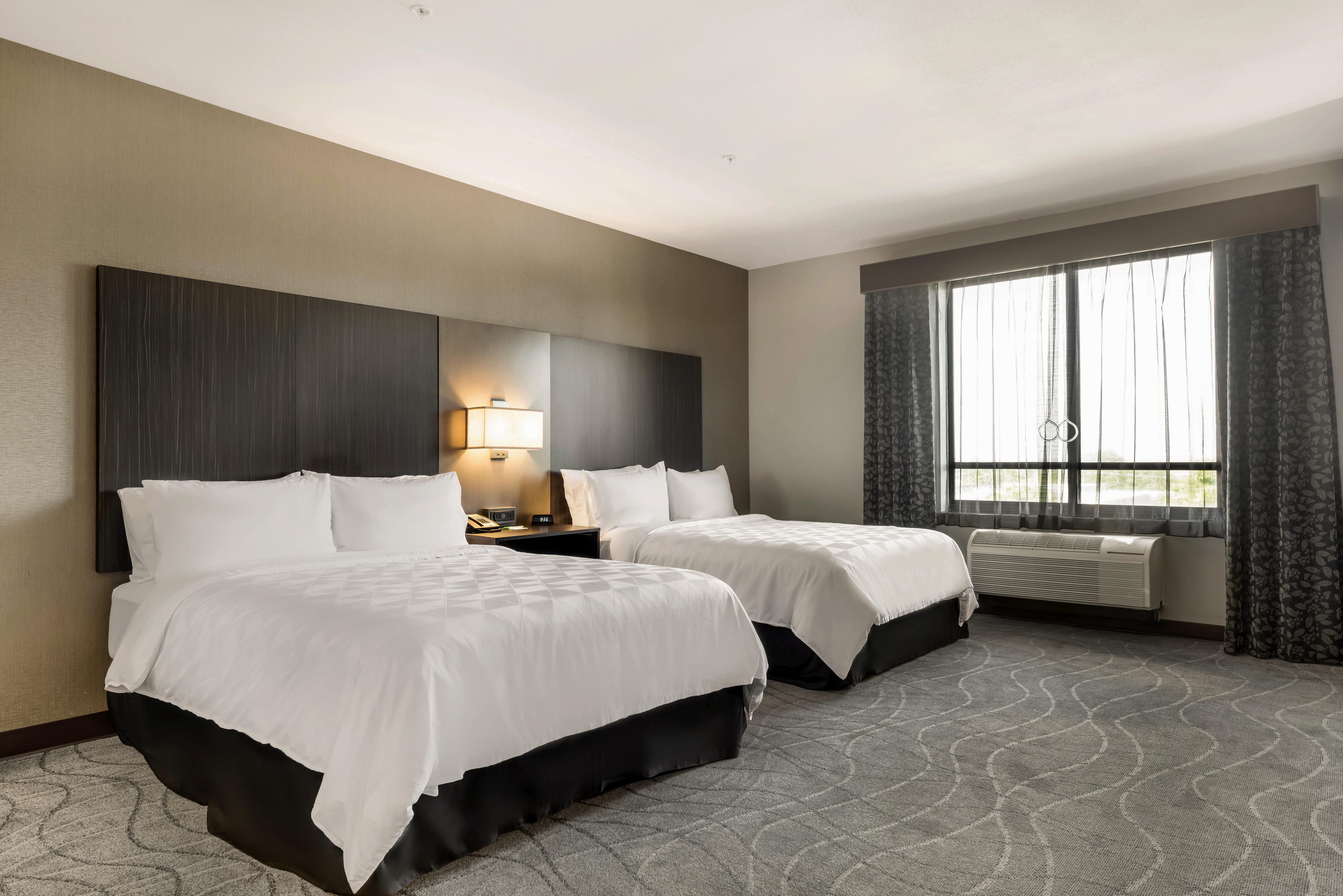 Holiday Inn Hotel & Suites Silicon Valley - Milpitas By Ihg Exterior foto