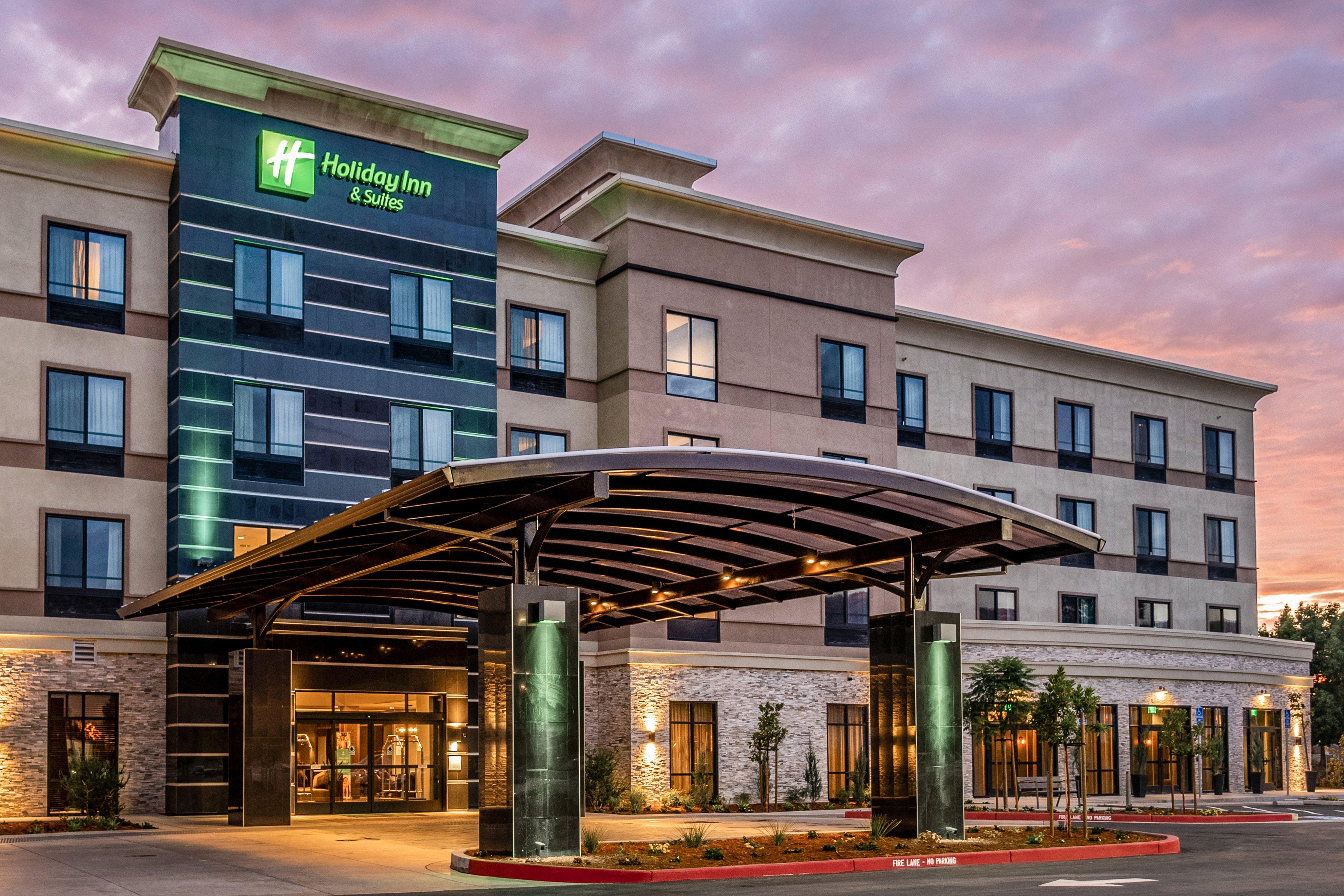 Holiday Inn Hotel & Suites Silicon Valley - Milpitas By Ihg Exterior foto